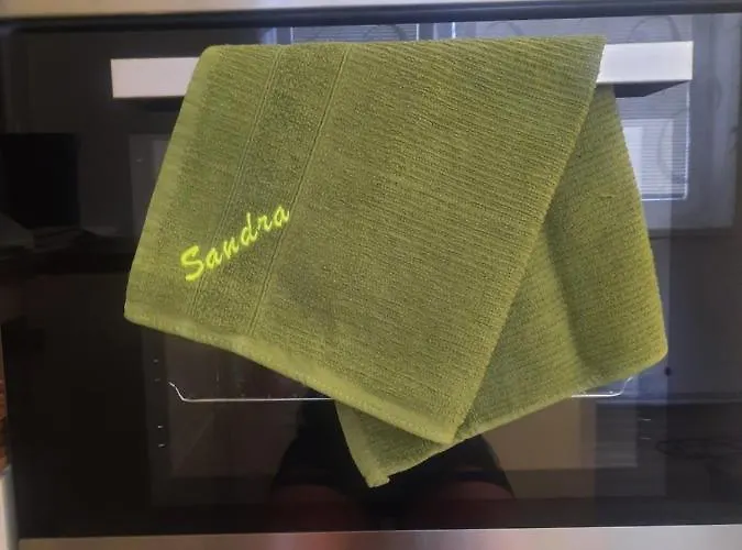 Sandra